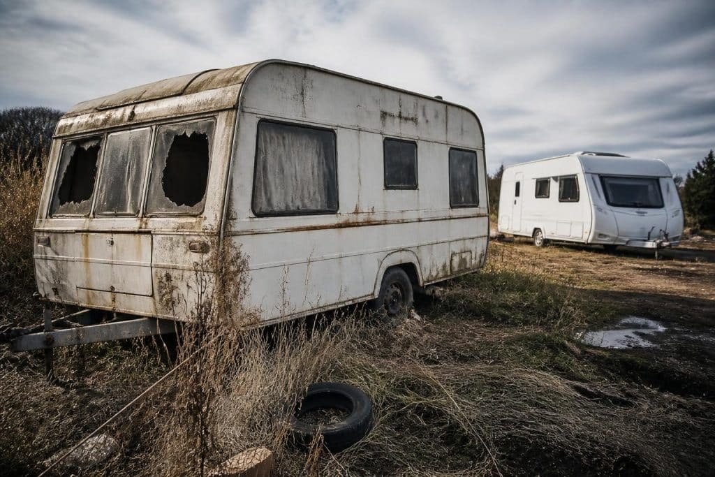 découvrez les marques de caravanes à éviter en 2026 et les pièges à connaître pour faire le meilleur choix. conseils et astuces pour un achat éclairé et sans surprise.